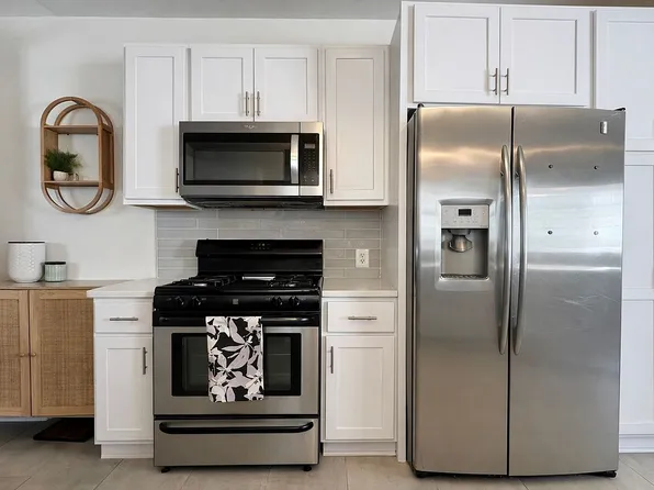 544 Spencer St NE, Grand Rapids, MI 49505