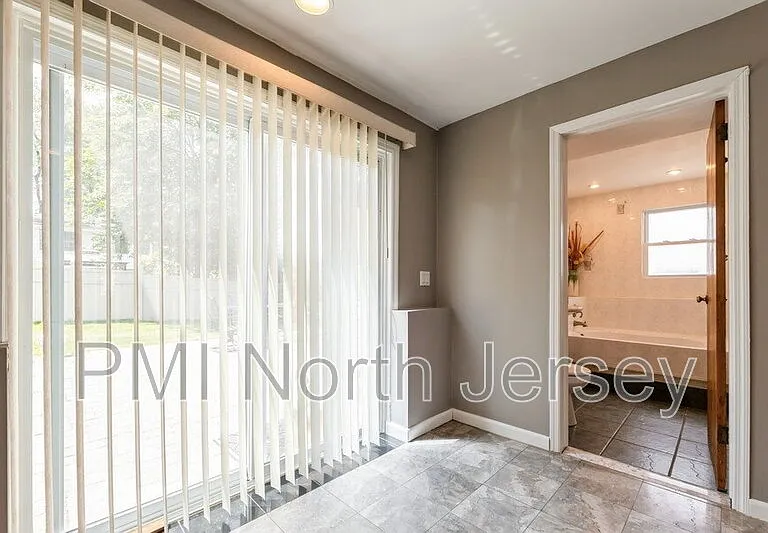 150 Pleasant Ave — Photo 18