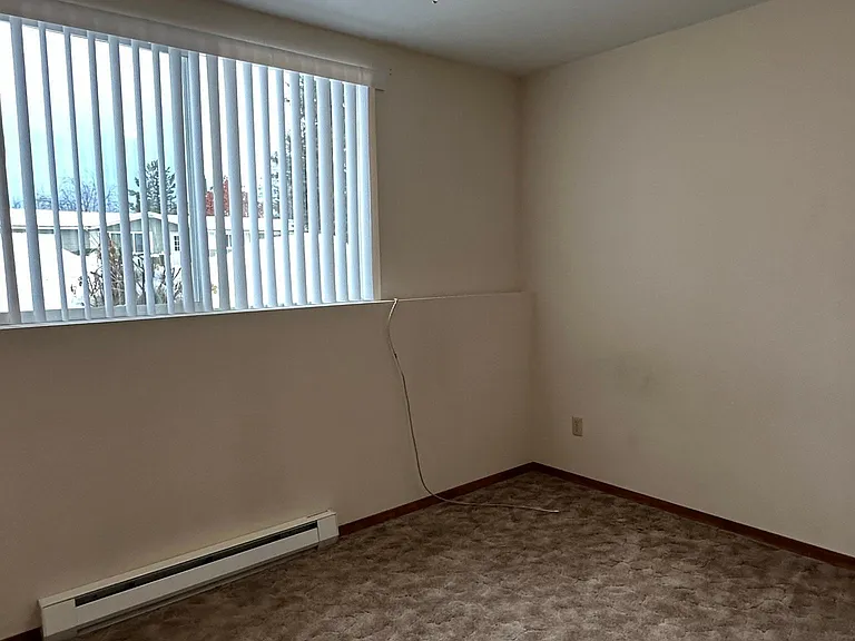 17 Yellowstone St #3 — Photo 7