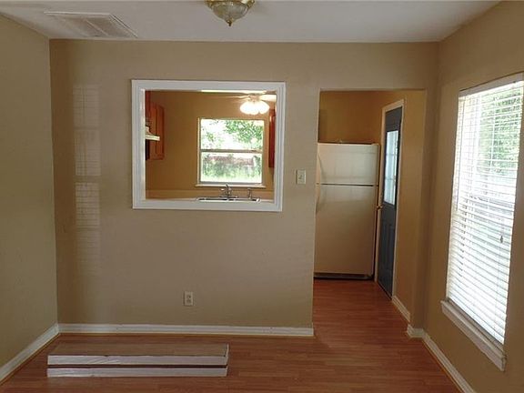 5th image of 3029 Lamesa Dr