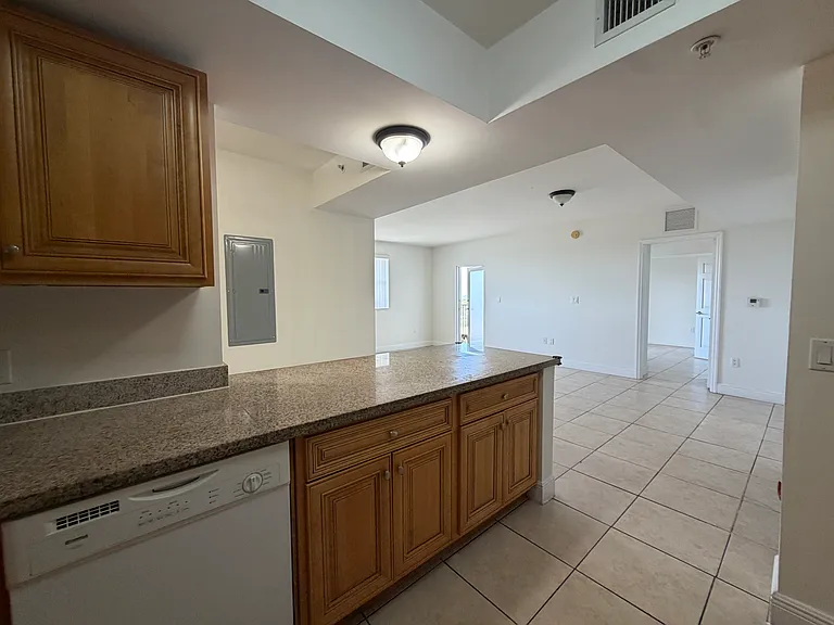 6357 SW 8th St #807 — Photo 17
