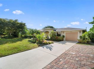 9772 Bobwhite Ln, Bonita Springs, FL 34135