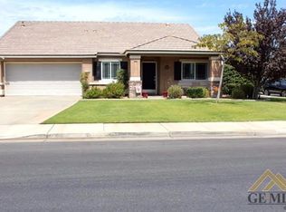13102 Ridgeway Meadows Dr, Bakersfield, CA 93314