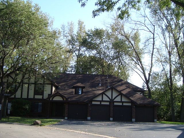 1st image of 8245 Willow Dr #43B