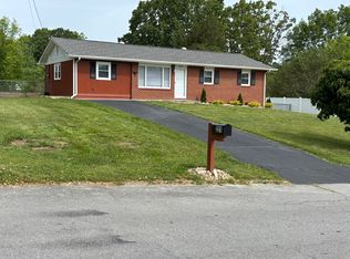 221 Lisa Ln, Piney Flats, TN 37686