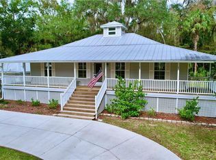 1575 NW 6th St, Crystal River, FL 34428