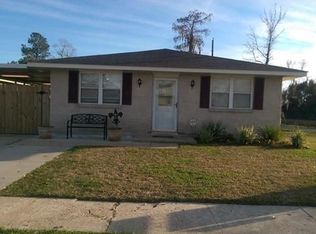 2785 Erin Dr, Marrero, LA 70072