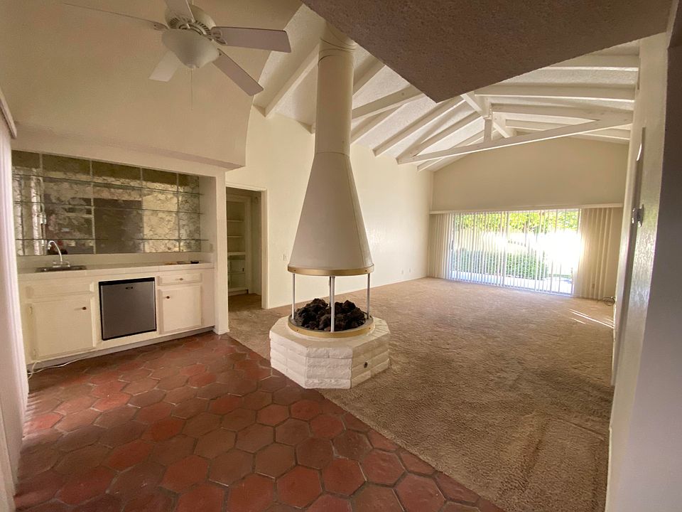 2nd image of 1833 S Araby Dr APT 14