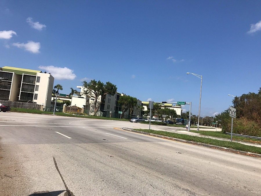 2nd image of 8850 Fontainebleau Blvd APT 104