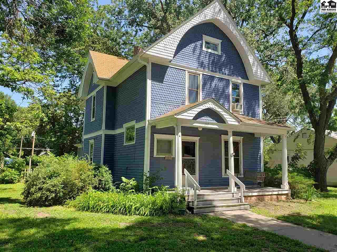 217 S 3rd St, KS 67456 Zillow