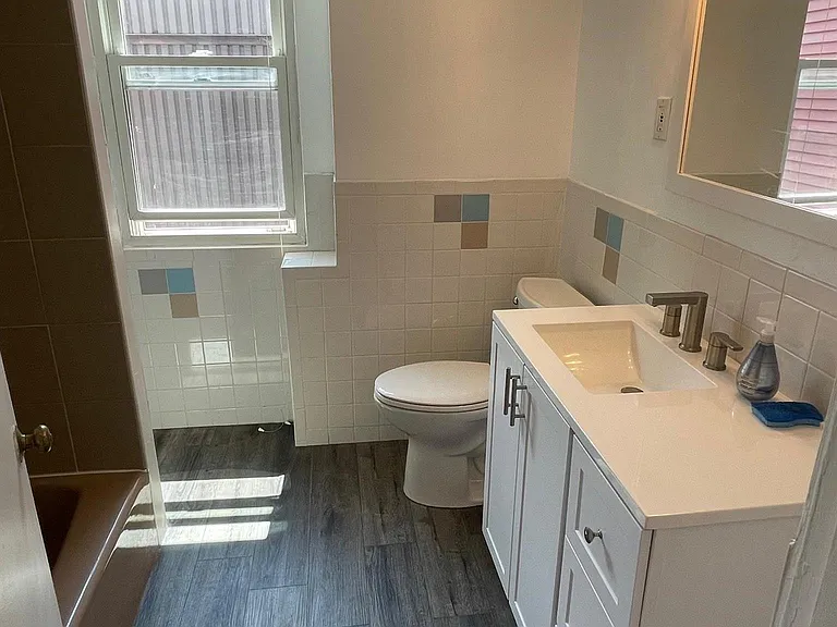 70 School St #2 — Photo 30