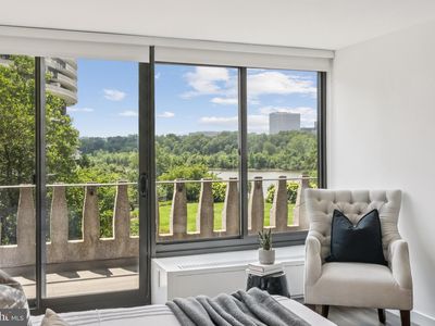 2510 Virginia Ave NW #404, Washington, DC, 20037