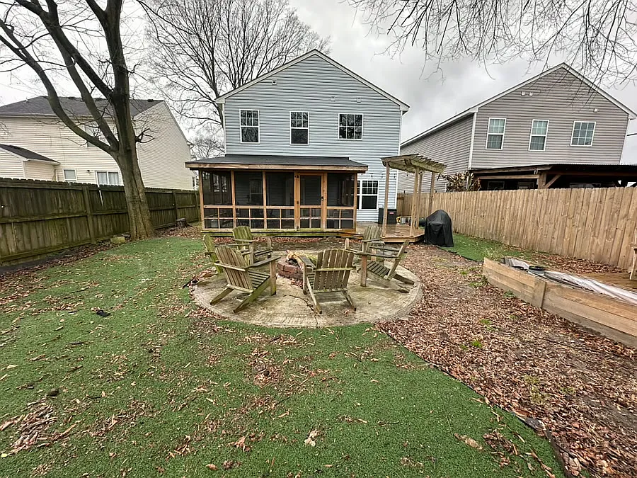 3 bed, 2.5 bath, 2012 sqft, $3,000 — Photo 2