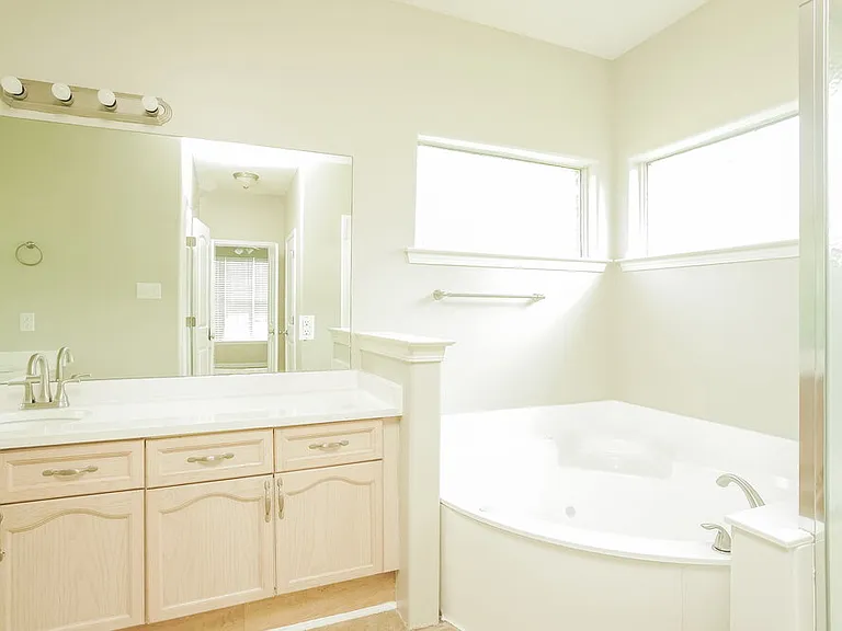 6856 Cades Brook Dr — Photo 10
