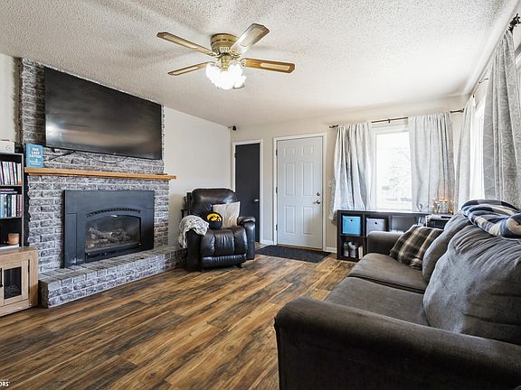 4th image of 23 Oak Dr