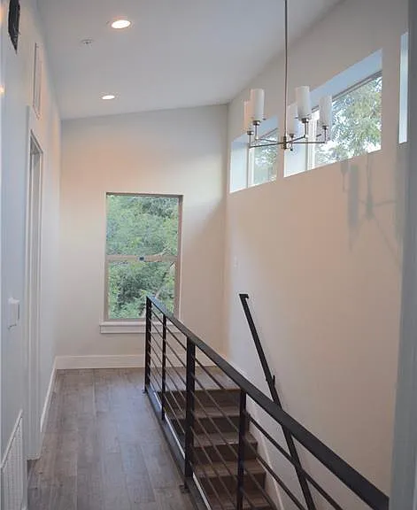 601 Elmwood Pl #A — Photo 17