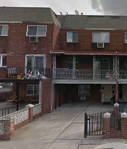 1st image of 2537 23rd St