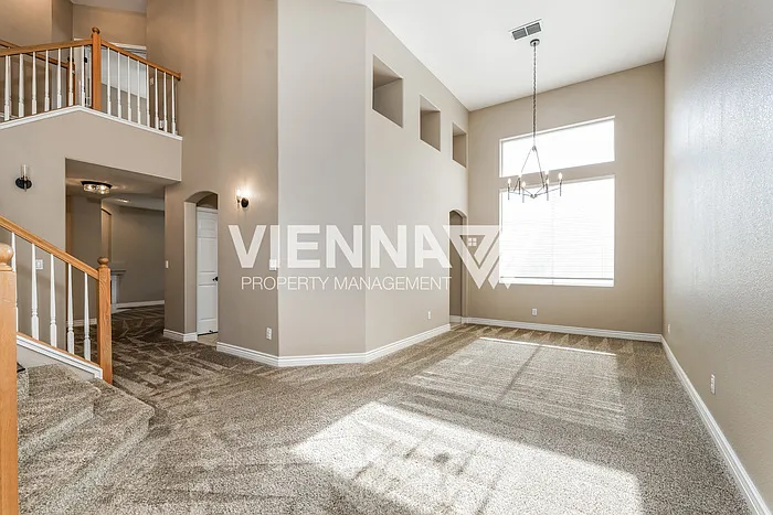 5308 Heritage Ct — Photo 4
