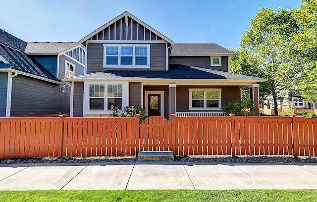 21015 39th Dr SE — Photo 1