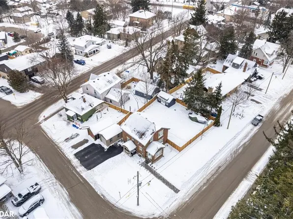 295 Albert St W, Centre Wellington, ON N1M 1X5