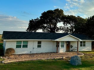 325 Grassy Way, Elm Mott, TX 76640
