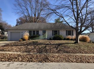 805 SW Lea Dr, Lees Summit, MO 64081