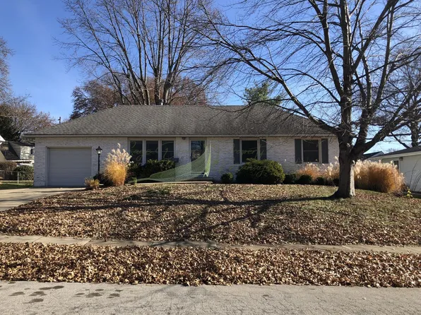 805 SW Lea Dr, Lees Summit, MO 64081