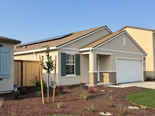 7452 Penfield Dr, Sacramento, CA 95829