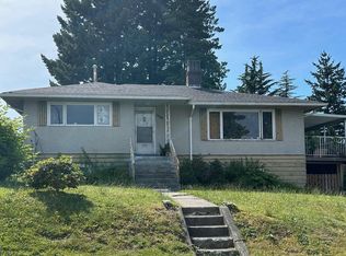 5017 Pioneer Ave, Burnaby, BC V5G 3J5