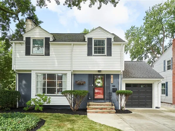 2938 Lakeview Ave, Rocky River, OH 44116