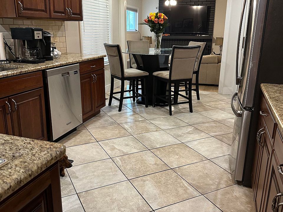 34335 Lakewood Dr, photo 5