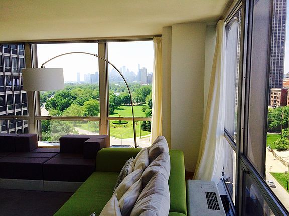4th image of 340 W Diversey Pkwy APT 1315