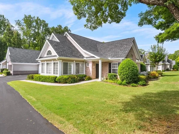 2404 Village Ln #2404, Roswell, GA 30075