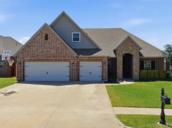13502 S Oak Ct, Glenpool, OK 74033