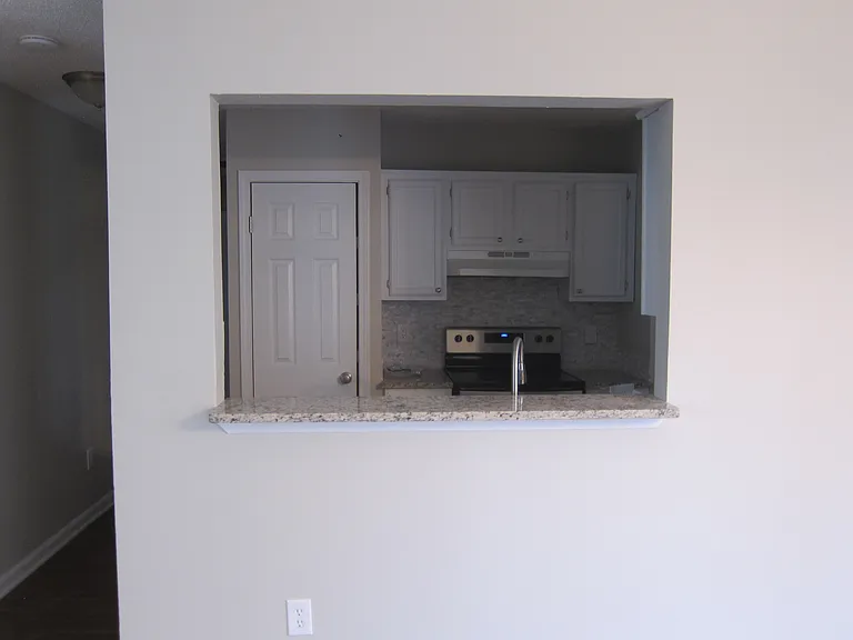 5008 Aberdun Ct — Photo 16