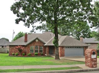 107 Remington Pl, Tahlequah, OK 74464