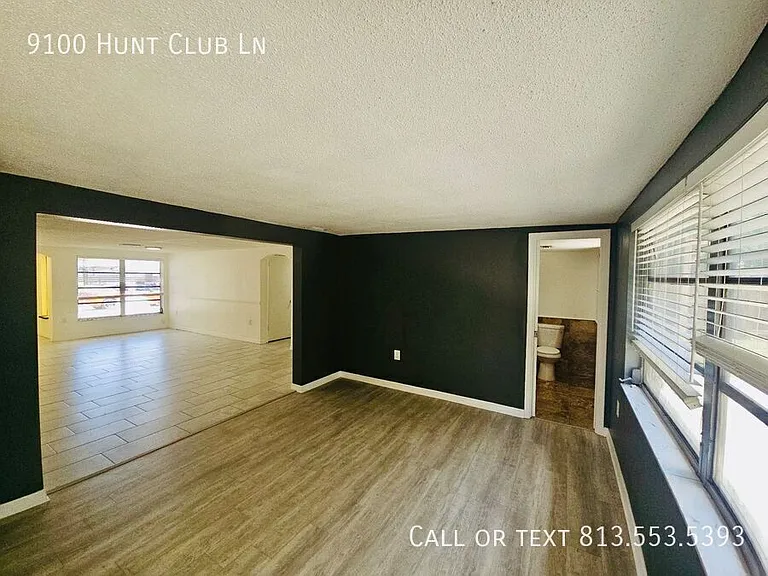 9100 Hunt Club Ln — Photo 12