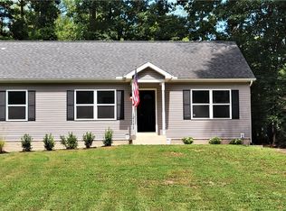 12111 White Bark Rd, Ruther Glen, VA 22546