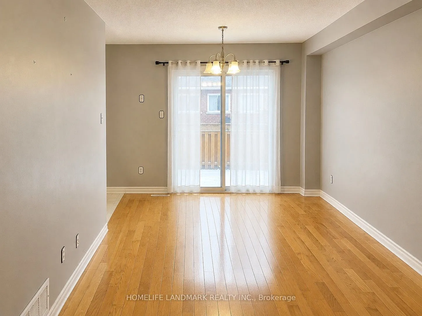 3 bed, $2,700 — Photo 4