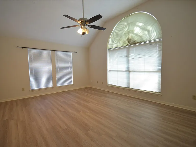 13802 Rosebranch Ct — Photo 9