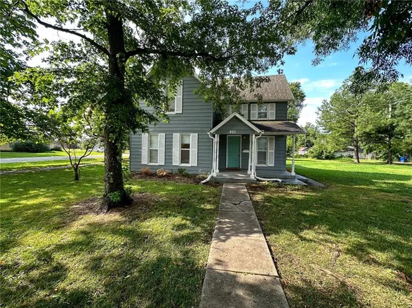 401 S Delaware Ave, Columbus, KS 66725