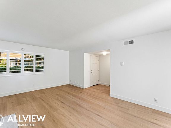 4th image of 38 Starfish Ct