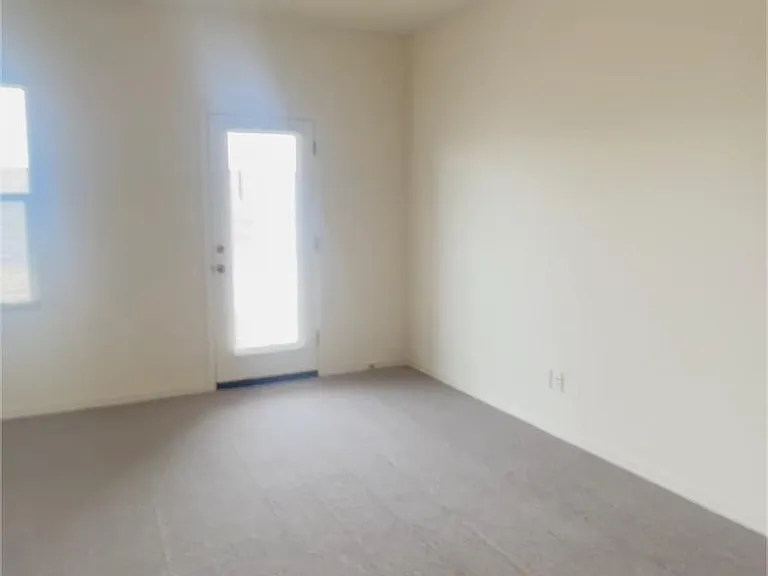 16663 W Christy Dr — Photo 15