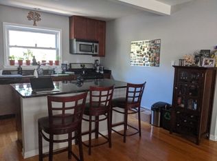 2145 Ridge Ave APT 3B, Evanston, IL 60201