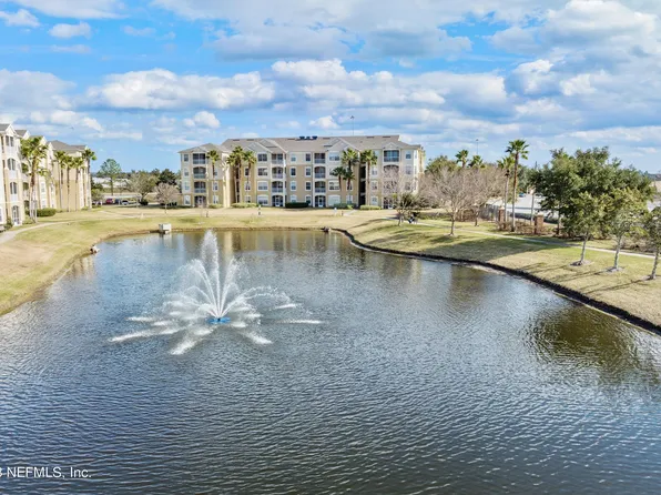 7801 POINT MEADOWS Drive #8203, Jacksonville, FL 32256