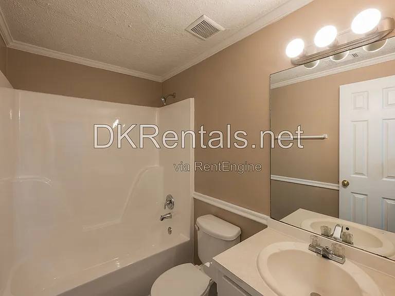 360 Lee Trl #135 — Photo 12