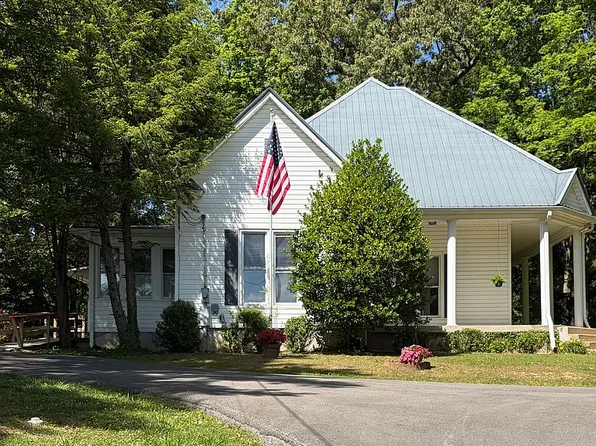 415 North Court St, Scottsville, KY 42164