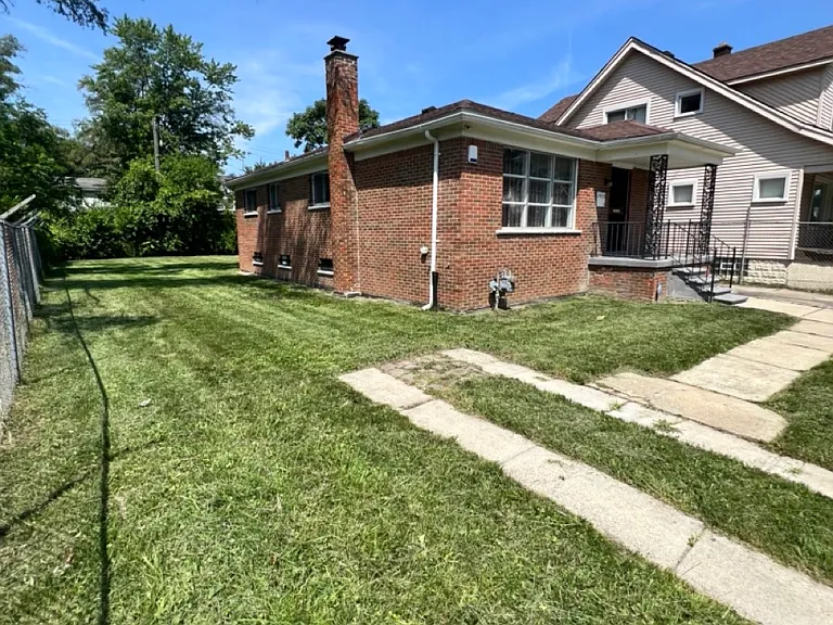 14939 Cruse St — Photo 4