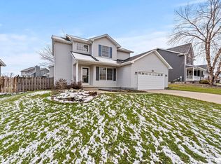 1431 W 52nd St, Davenport, IA