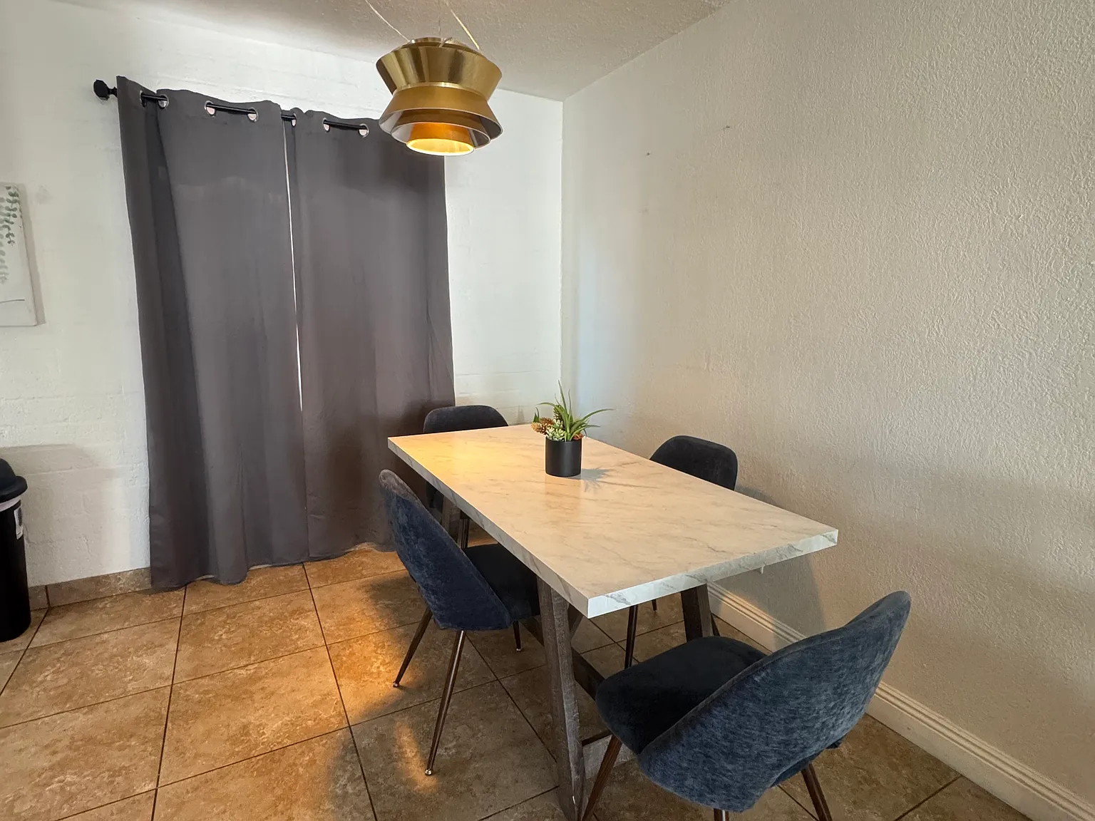 1 bed, 700 sqft, $1,700 — Photo 3